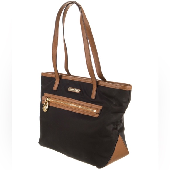 MICHAEL KORS Saffiano Leather Trimmed Nylon Large Shoulder Bag Black Tan - Picture 10 of 15